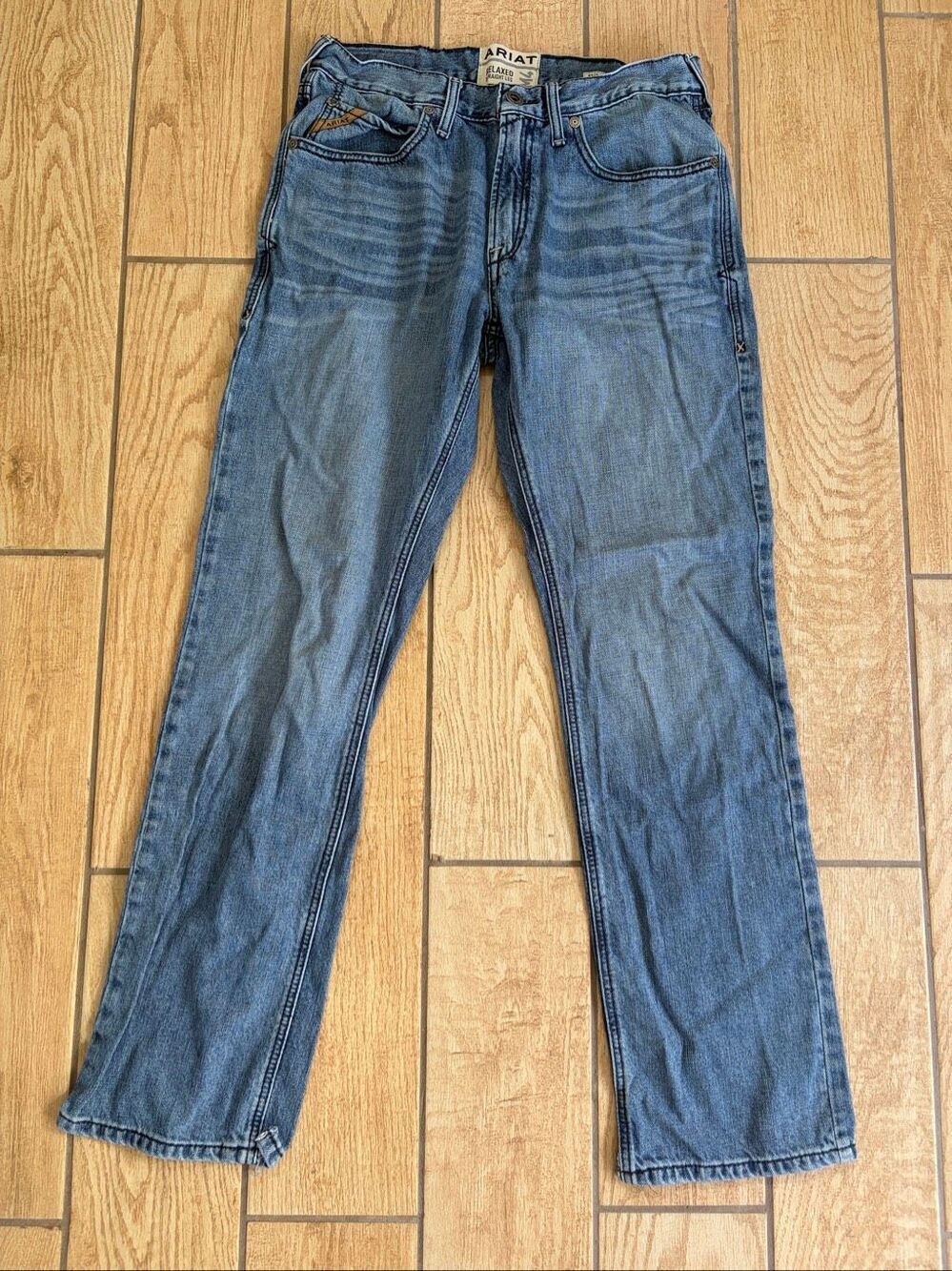 Ariat M4 Relaxed Straight Leg Jeans 33x34 Medium Wash Blue Western